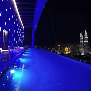 The Platinum Loversuites Апартаменты